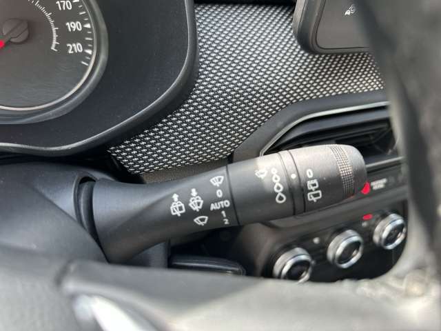 Fahrzeugbild eines Dacia Jogger