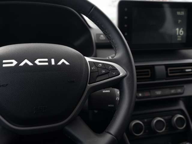 Fahrzeugbild eines Dacia Jogger
