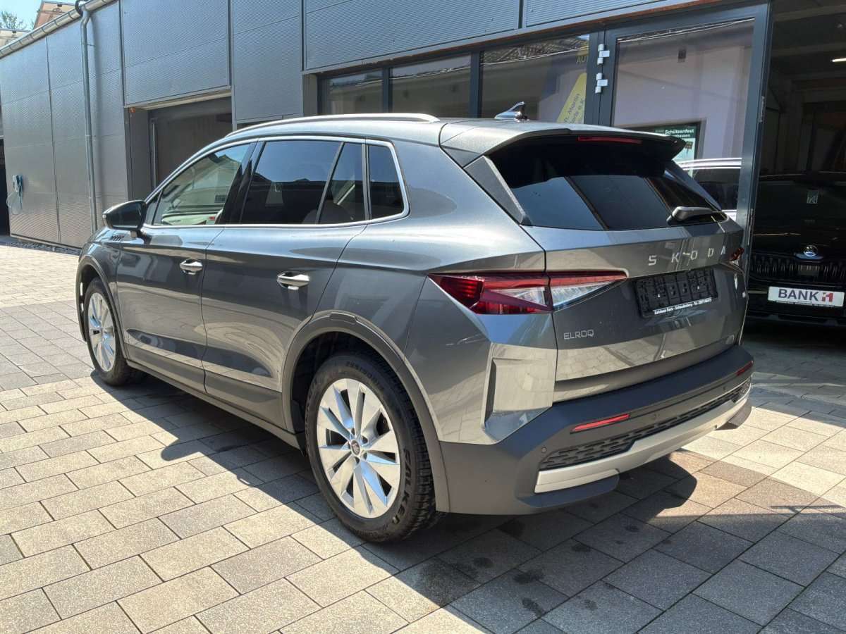 Fahrzeugbild eines Skoda ELROQ
