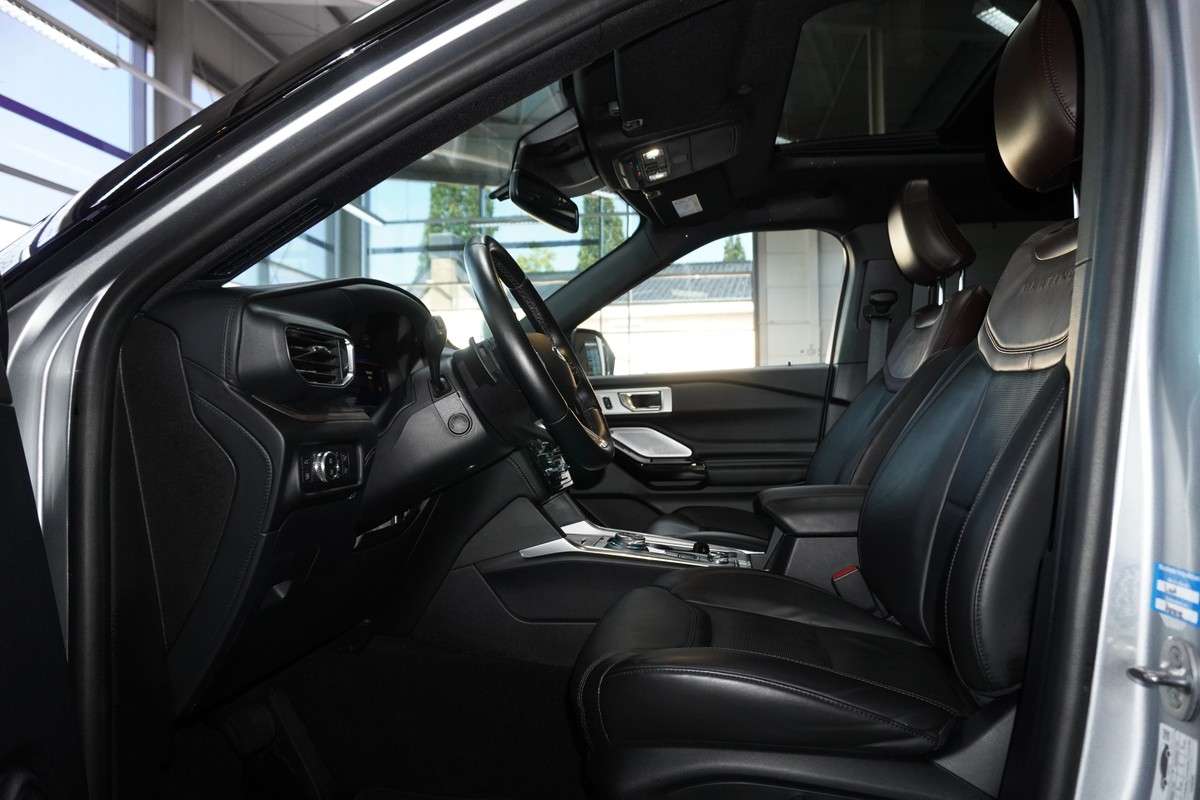 Fahrzeugbild eines Ford Explorer