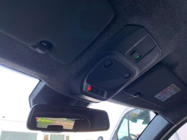 Fahrzeugbild eines Renault 5 E-TECH