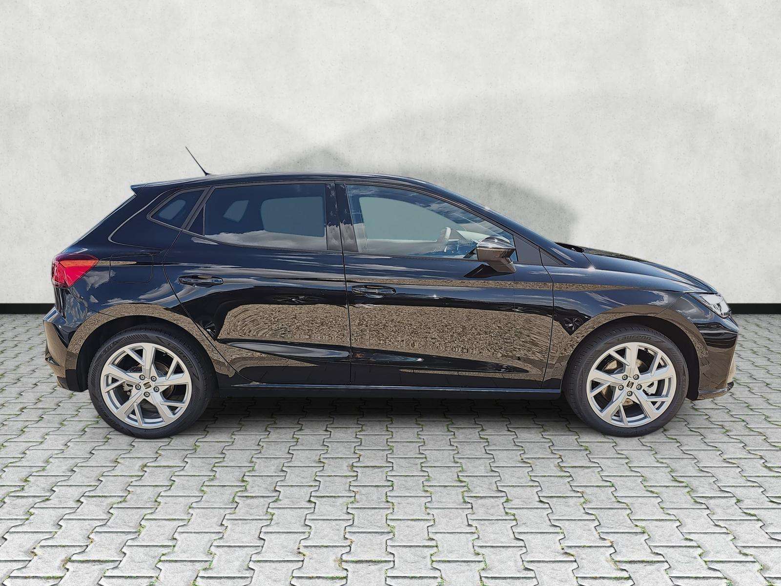 Fahrzeugbild eines SEAT Ibiza