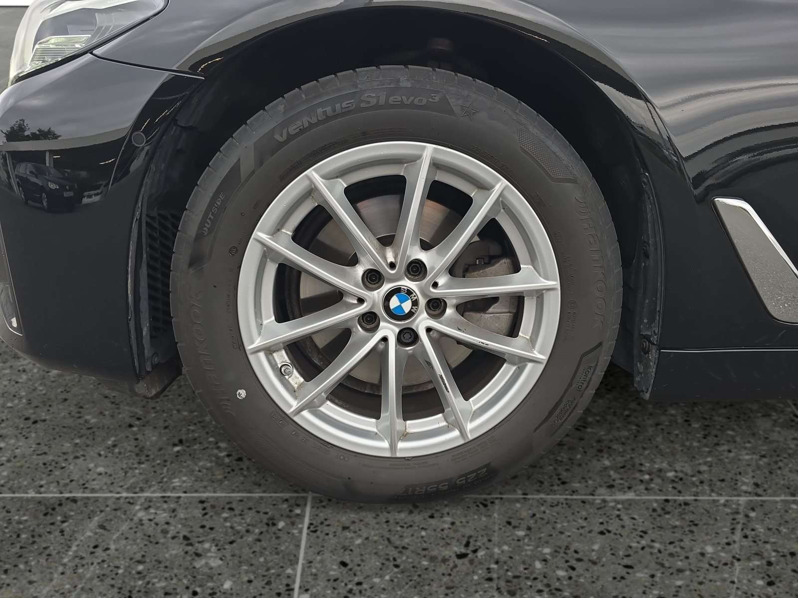 Fahrzeugbild eines BMW 5er-Reihe