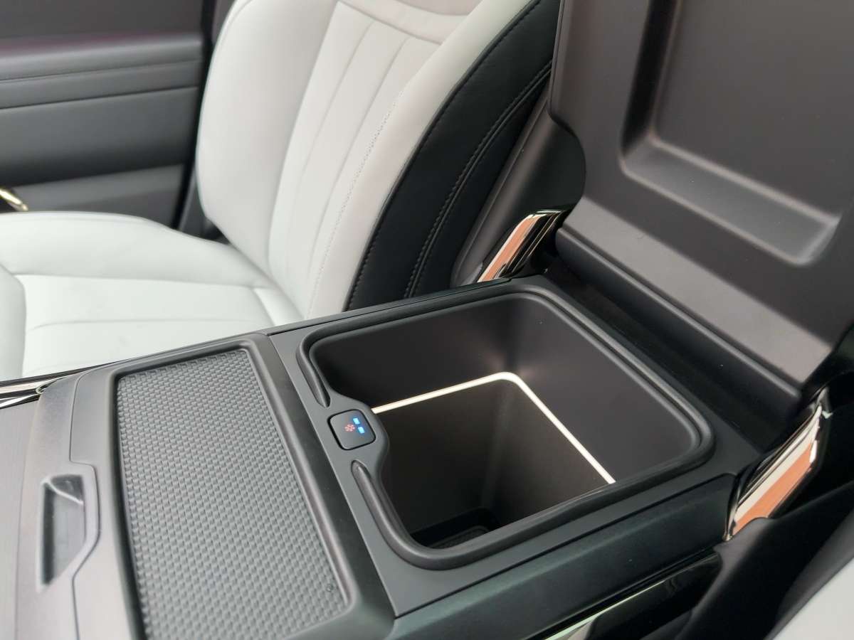 Fahrzeugbild eines Land Rover Range Rover Sport