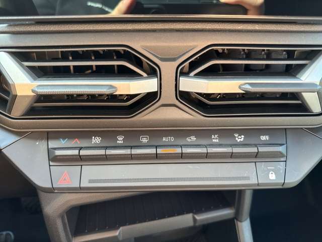 Fahrzeugbild eines Dacia Duster
