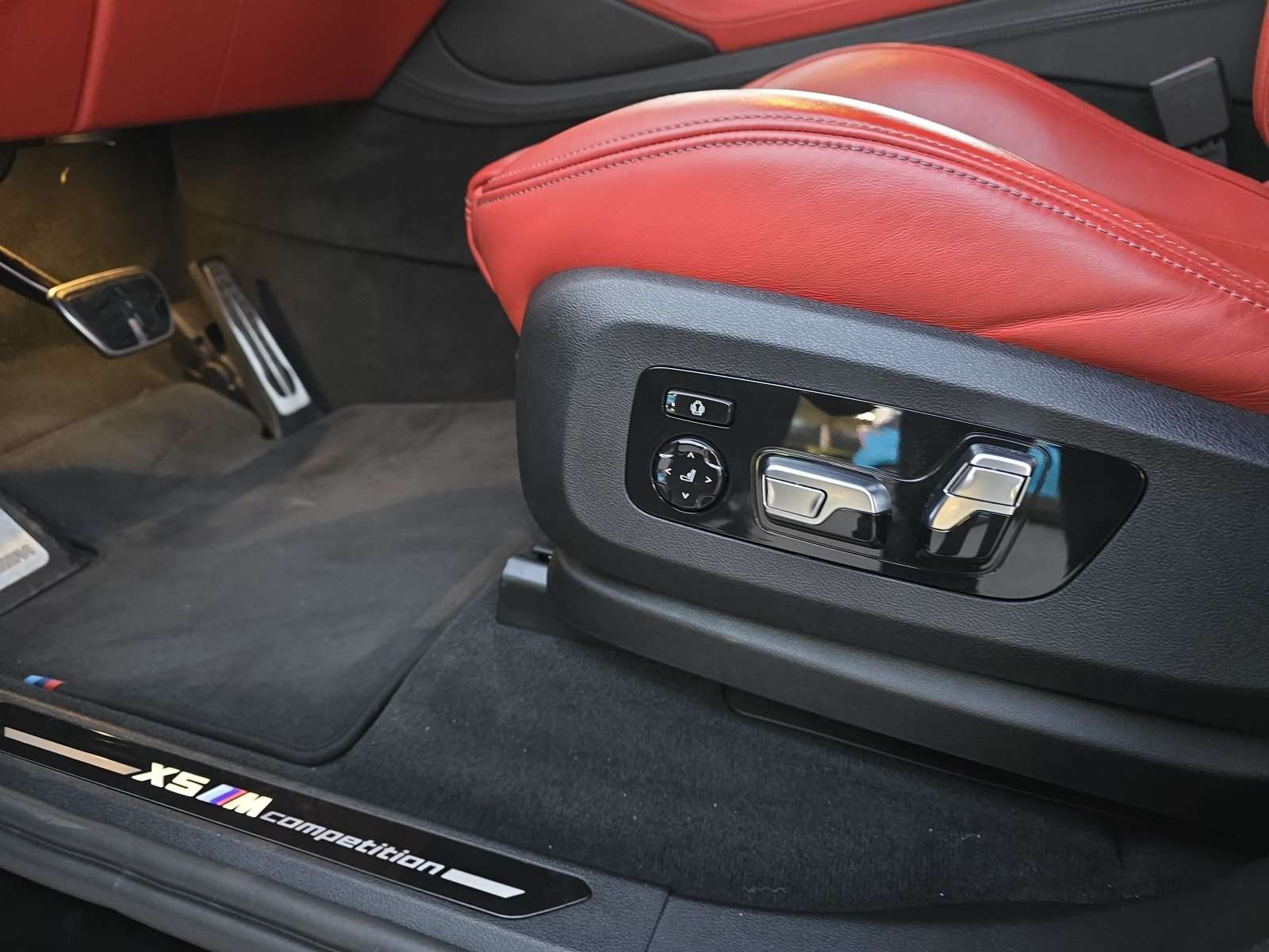 Fahrzeugbild eines BMW X5