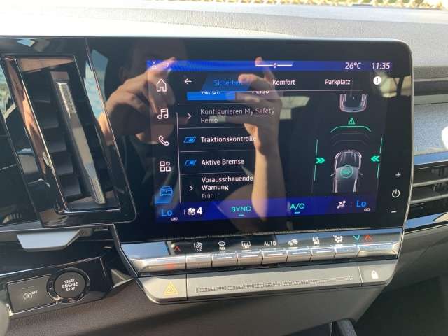 Fahrzeugbild eines Renault Austral