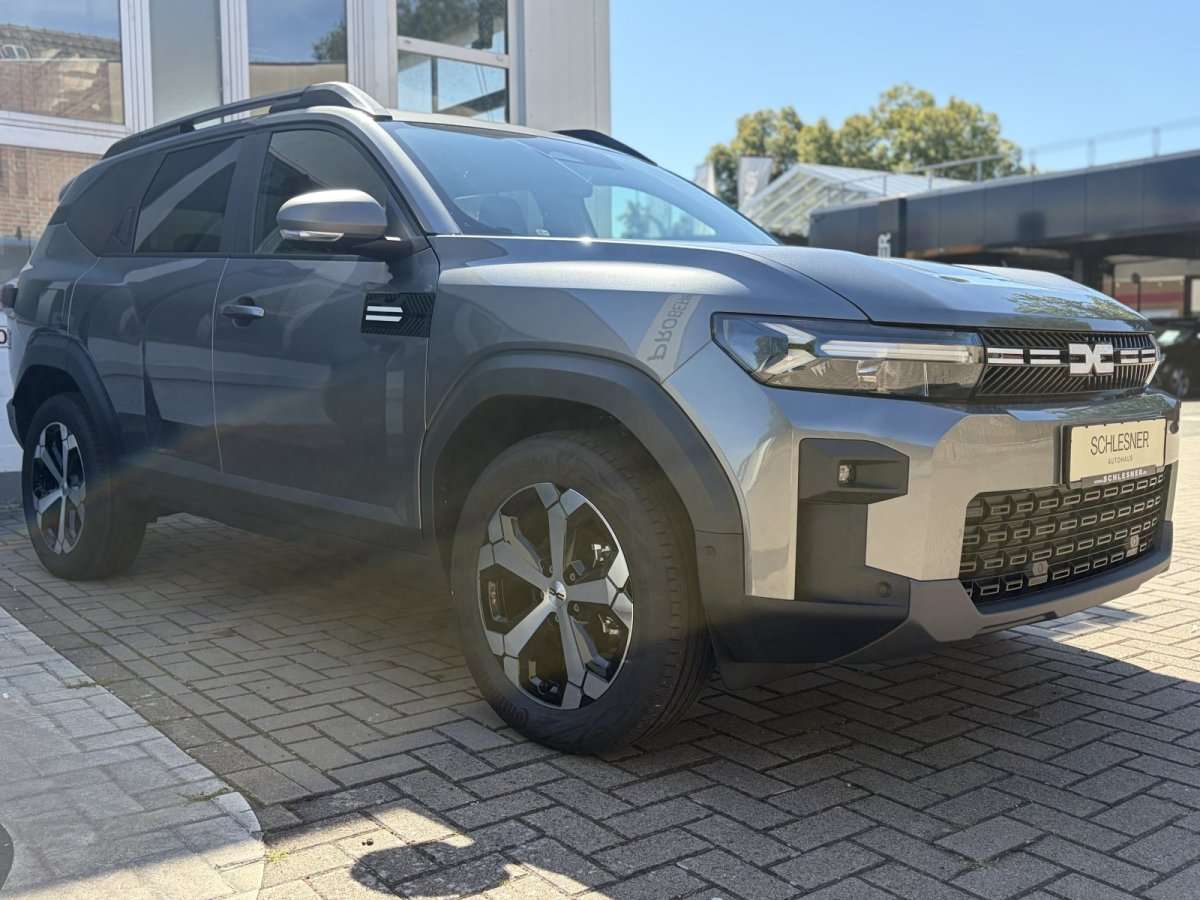 Fahrzeugbild eines Dacia Bigster