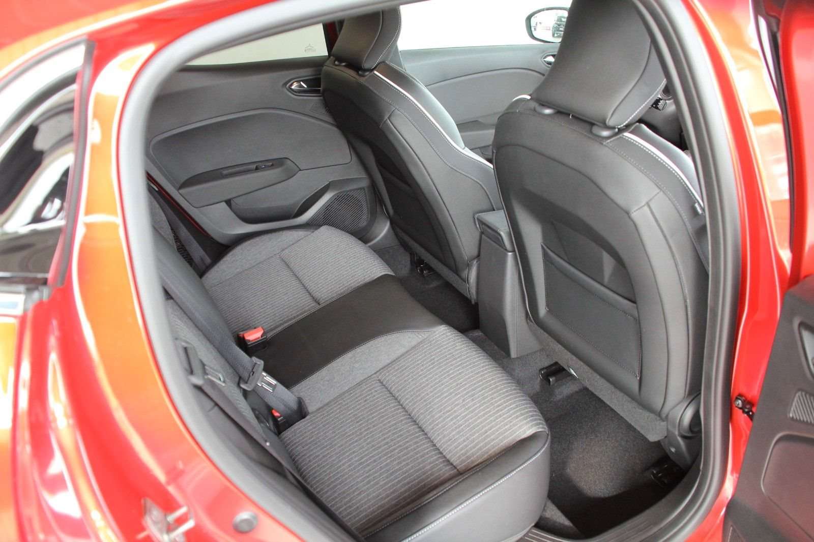 Fahrzeugbild eines Mitsubishi Colt