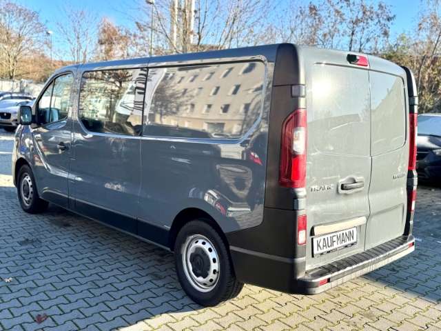 Fahrzeugbild eines Renault Trafic