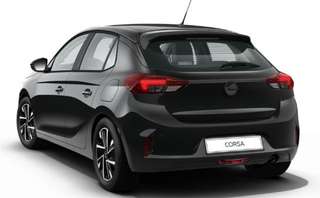 Schräge Frontansicht auf einen Opel Corsa , freigestellt