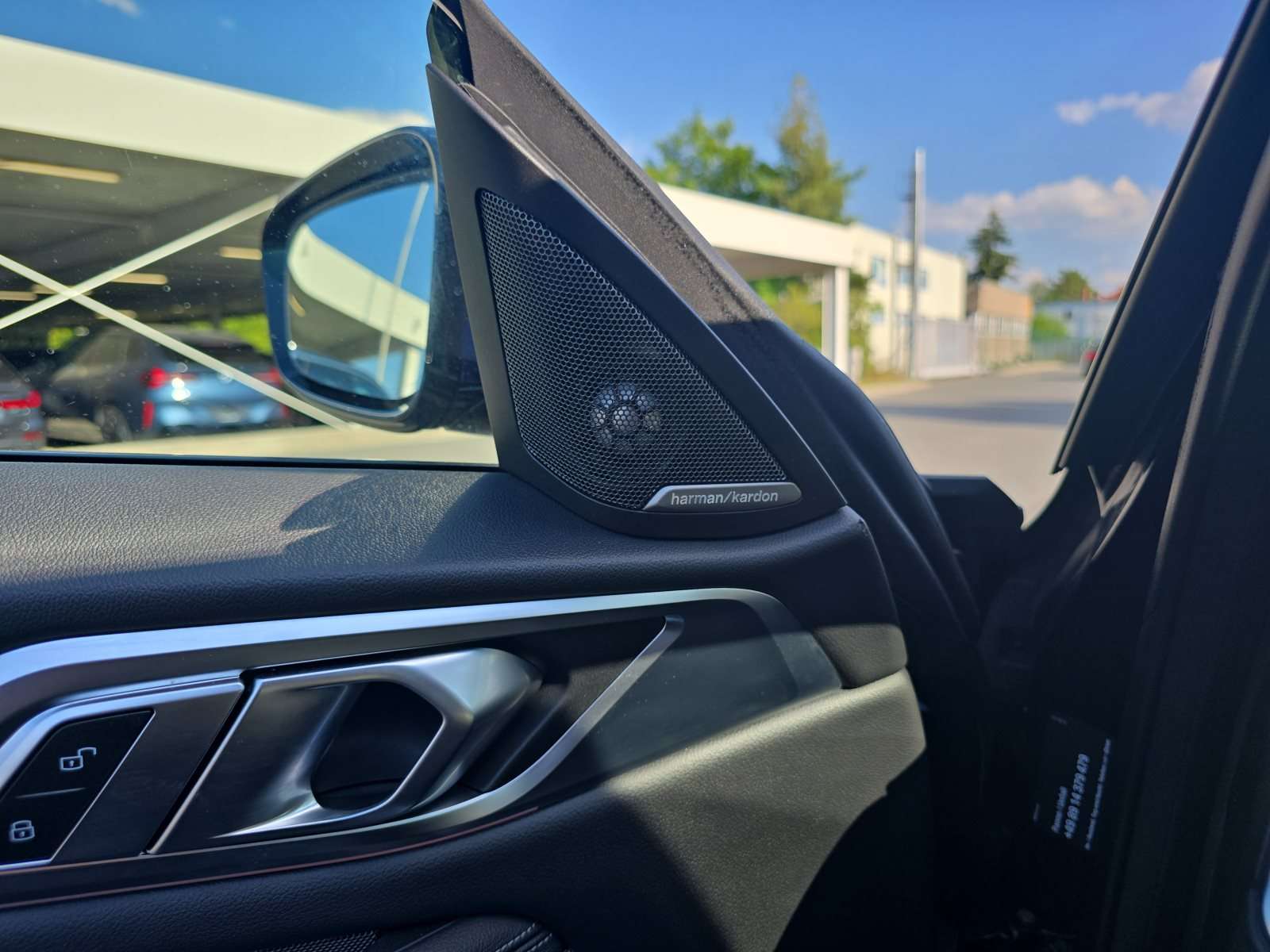 Fahrzeugbild eines BMW i4