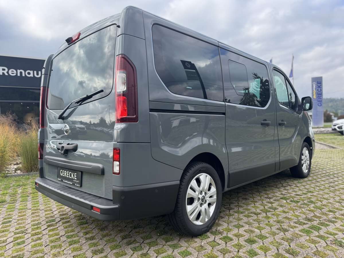 Fahrzeugbild eines Nissan Primastar