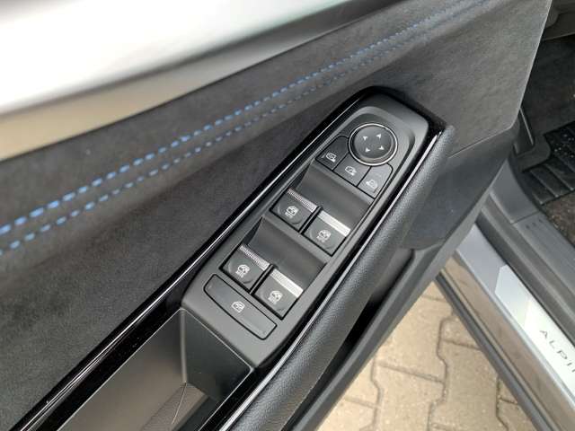 Fahrzeugbild eines Renault Austral