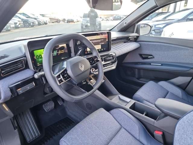 Fahrzeugbild eines Renault 4 E-TECH