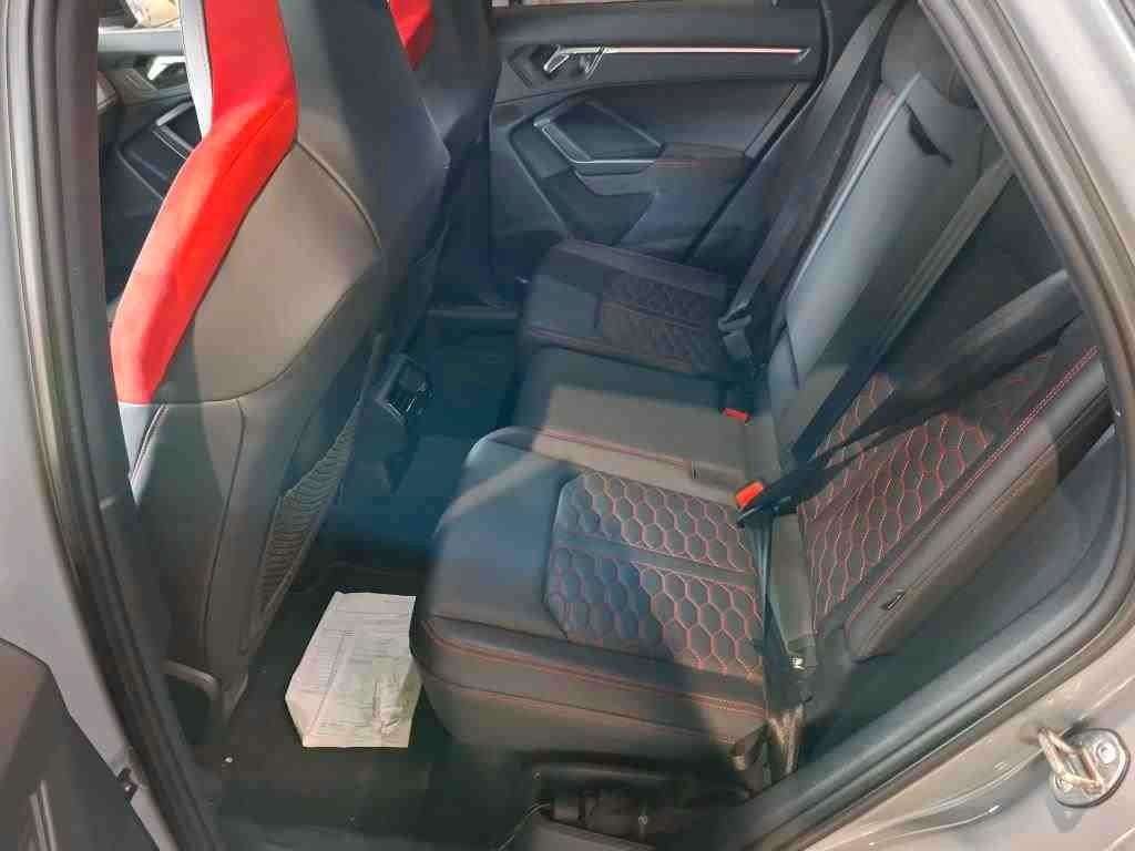 Fahrzeugbild eines Audi RS Q3