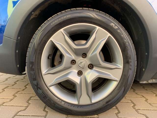 Fahrzeugbild eines Dacia Lodgy