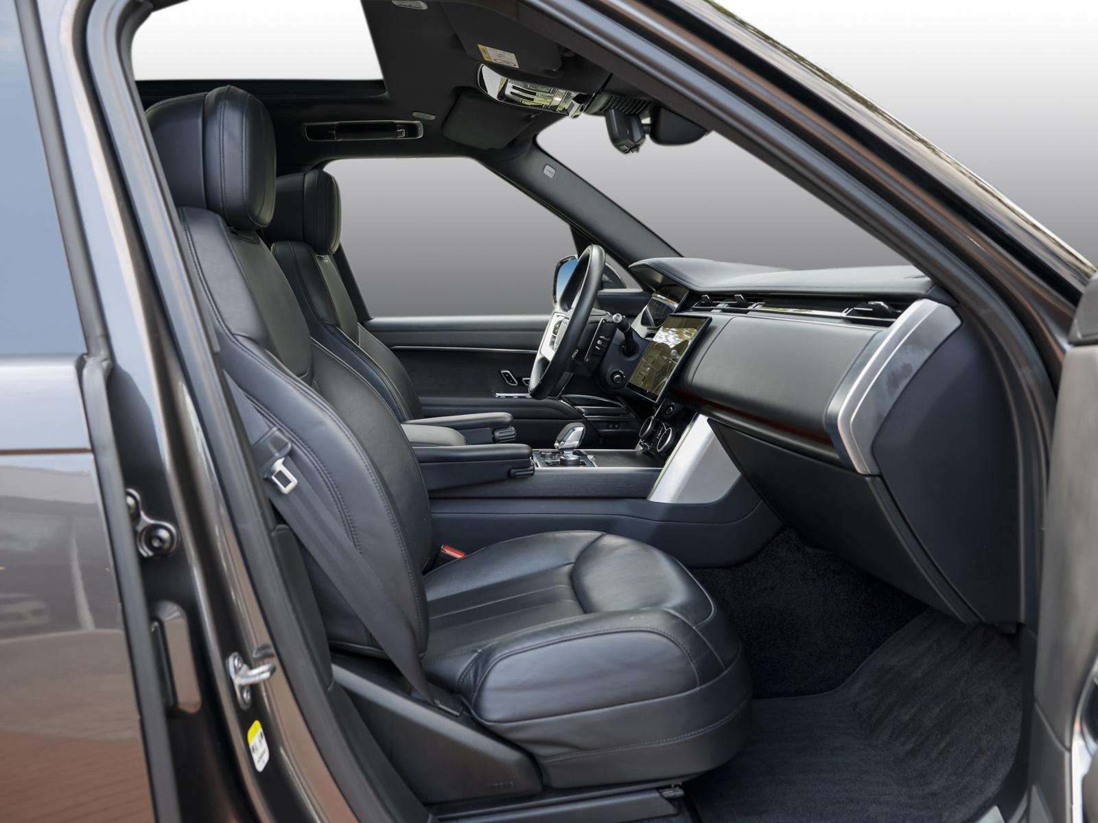 Fahrzeugbild eines Land Rover Range Rover