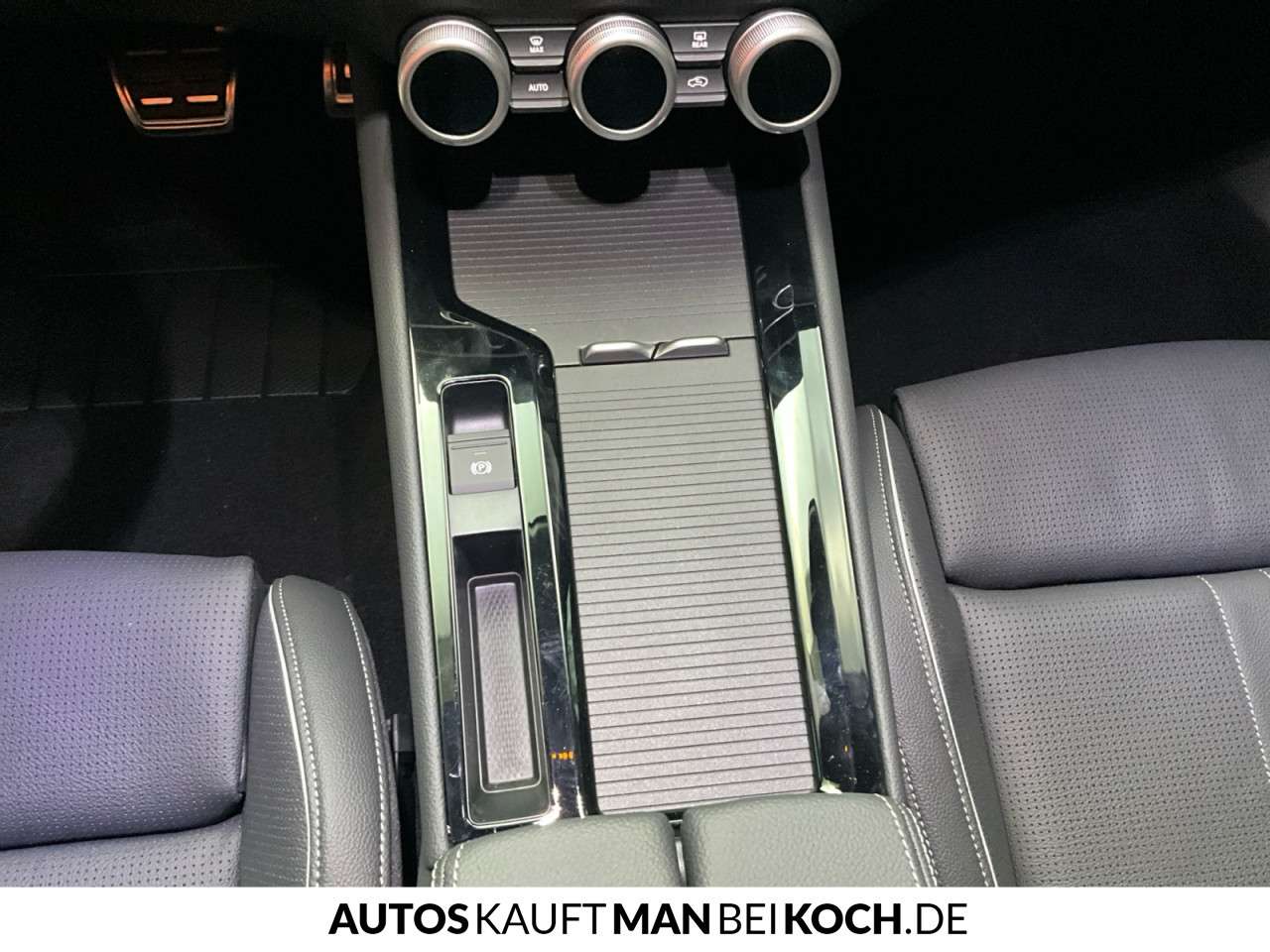 Fahrzeugbild eines Skoda Superb
