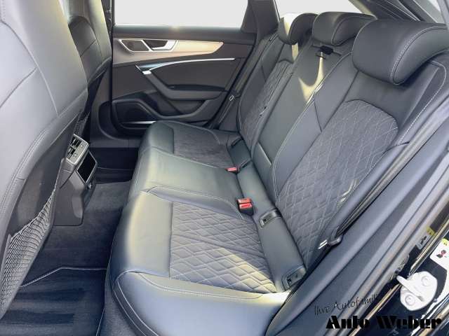 Fahrzeugbild eines Audi S6