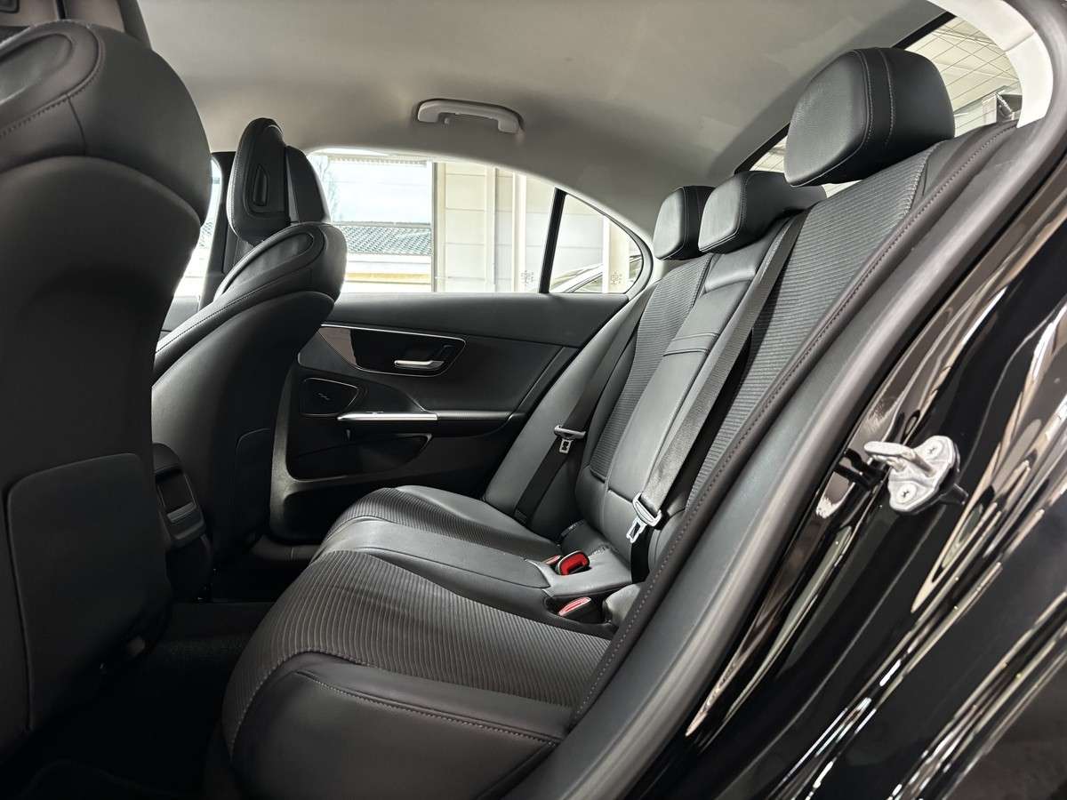 Fahrzeugbild eines Mercedes-Benz C-Klasse