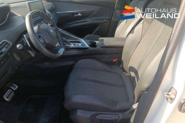 Fahrzeugbild eines Peugeot 3008