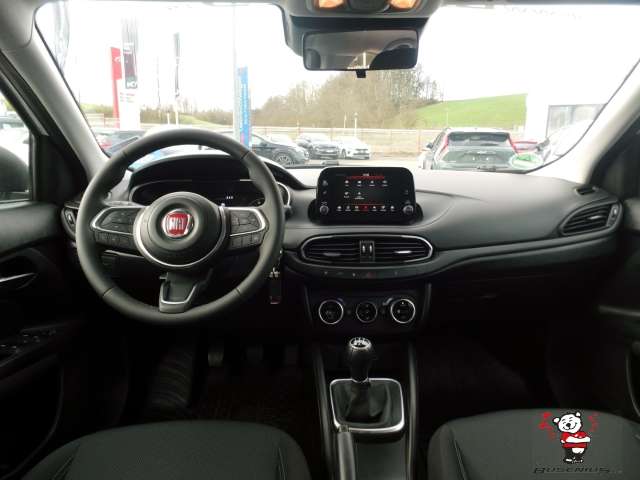 Fahrzeugbild eines Fiat Tipo