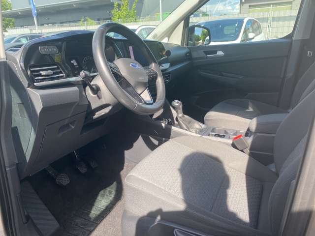 Fahrzeugbild eines Ford Grand Tourneo