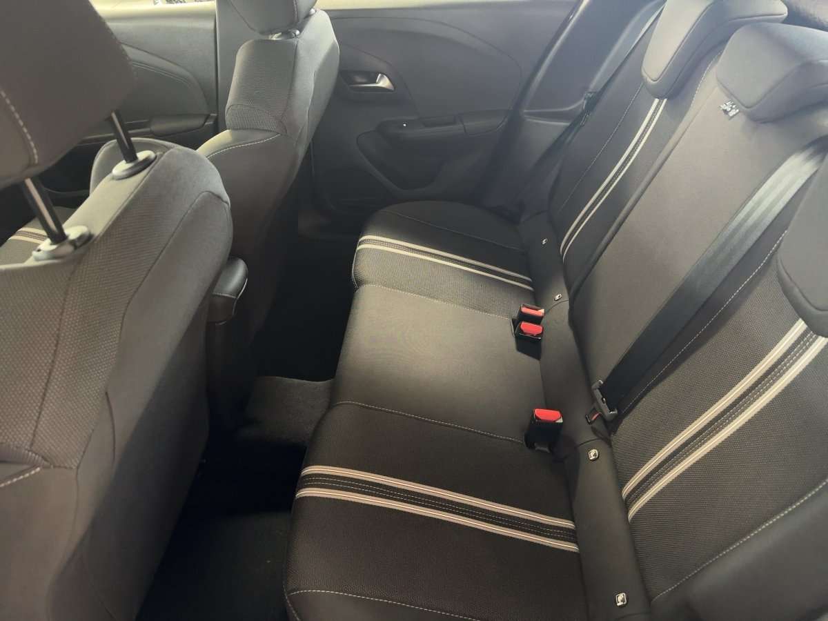 Fahrzeugbild eines Opel Corsa