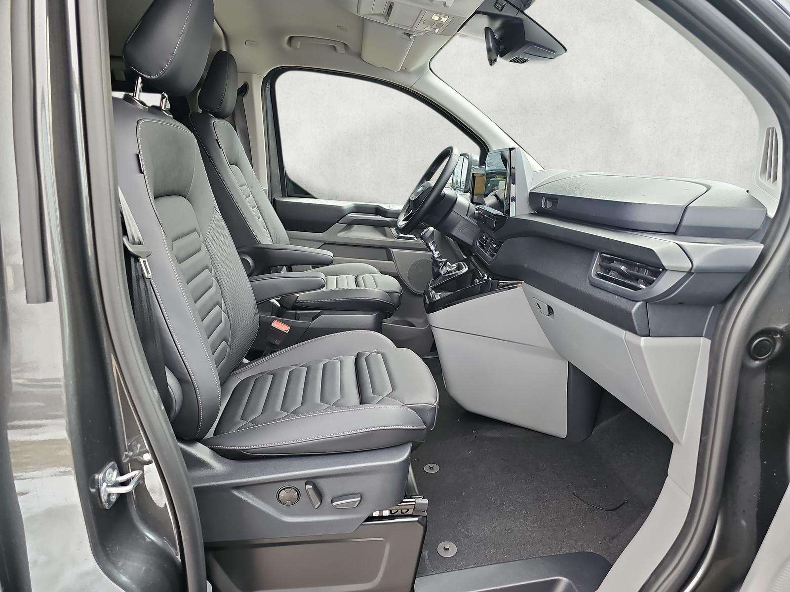 Fahrzeugbild eines Ford Tourneo Custom