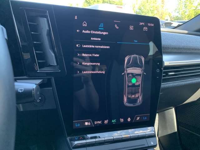 Fahrzeugbild eines Renault Megane E-TECH