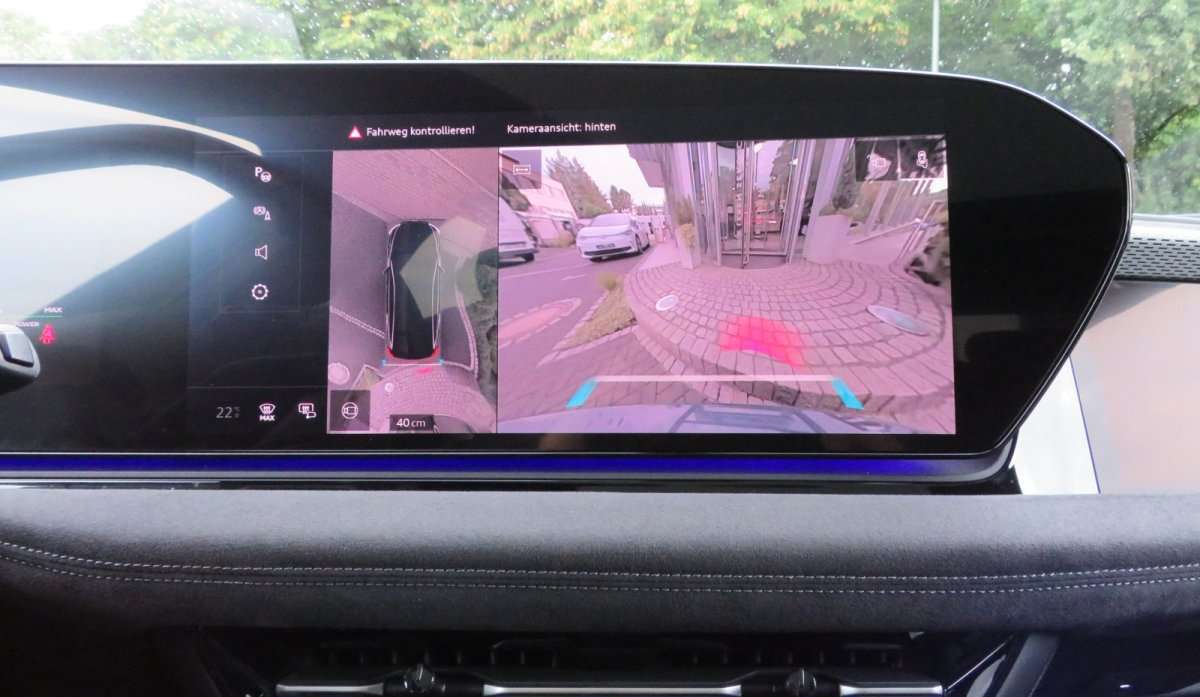 Fahrzeugbild eines Audi A6 e-tron