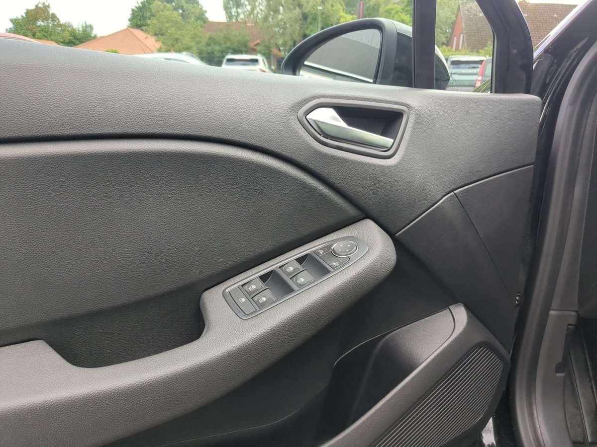 Fahrzeugbild eines Renault Clio