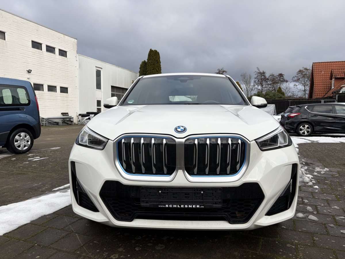 Fahrzeugbild eines BMW iX1