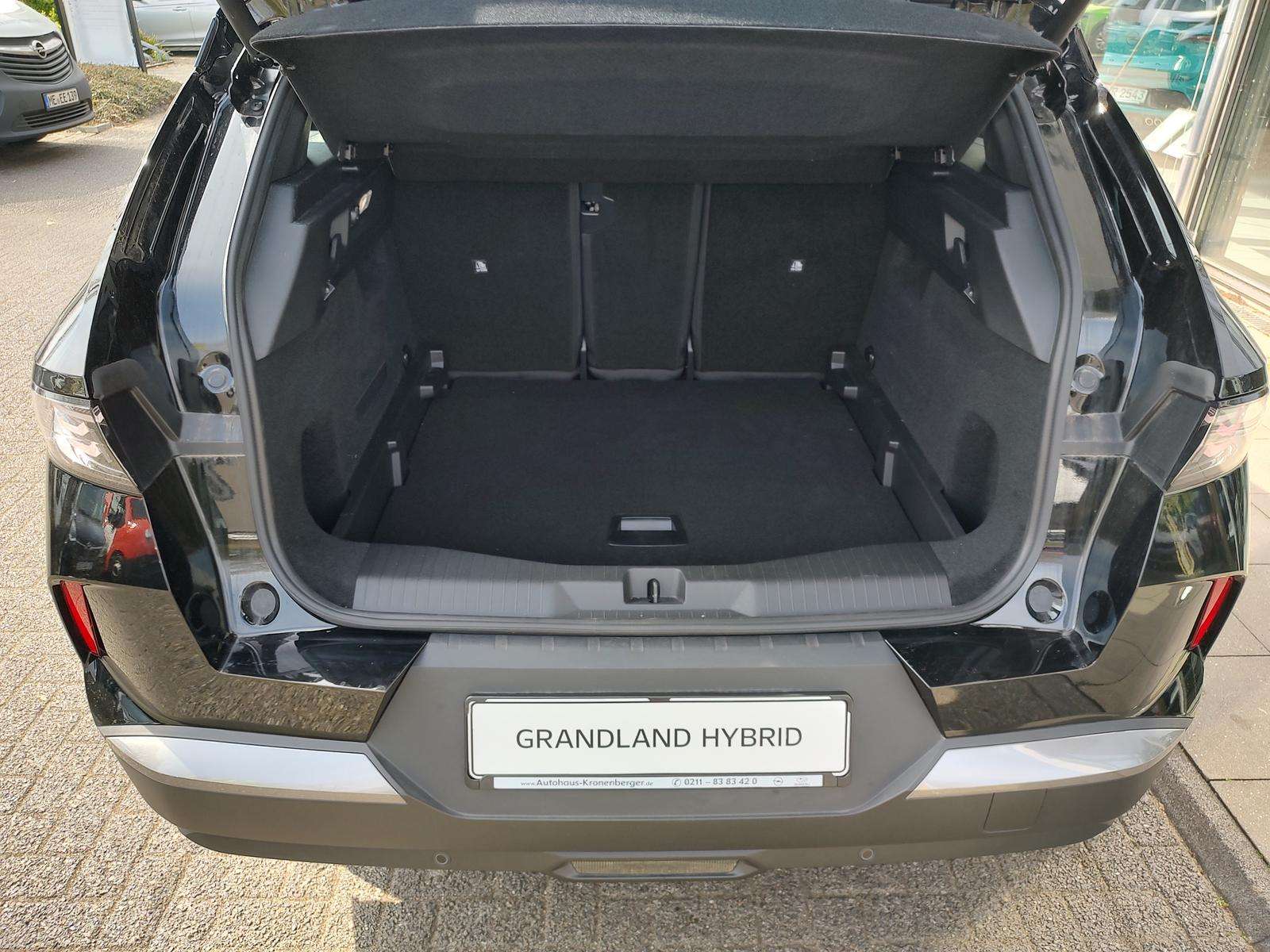 Fahrzeugbild eines Opel Grandland X