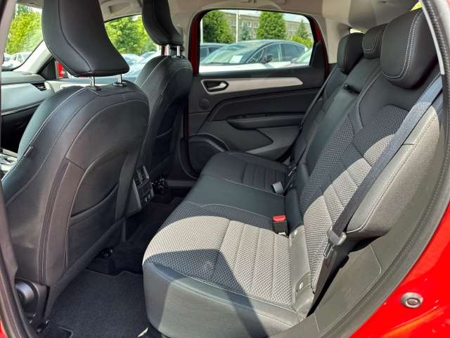 Fahrzeugbild eines Renault Arkana