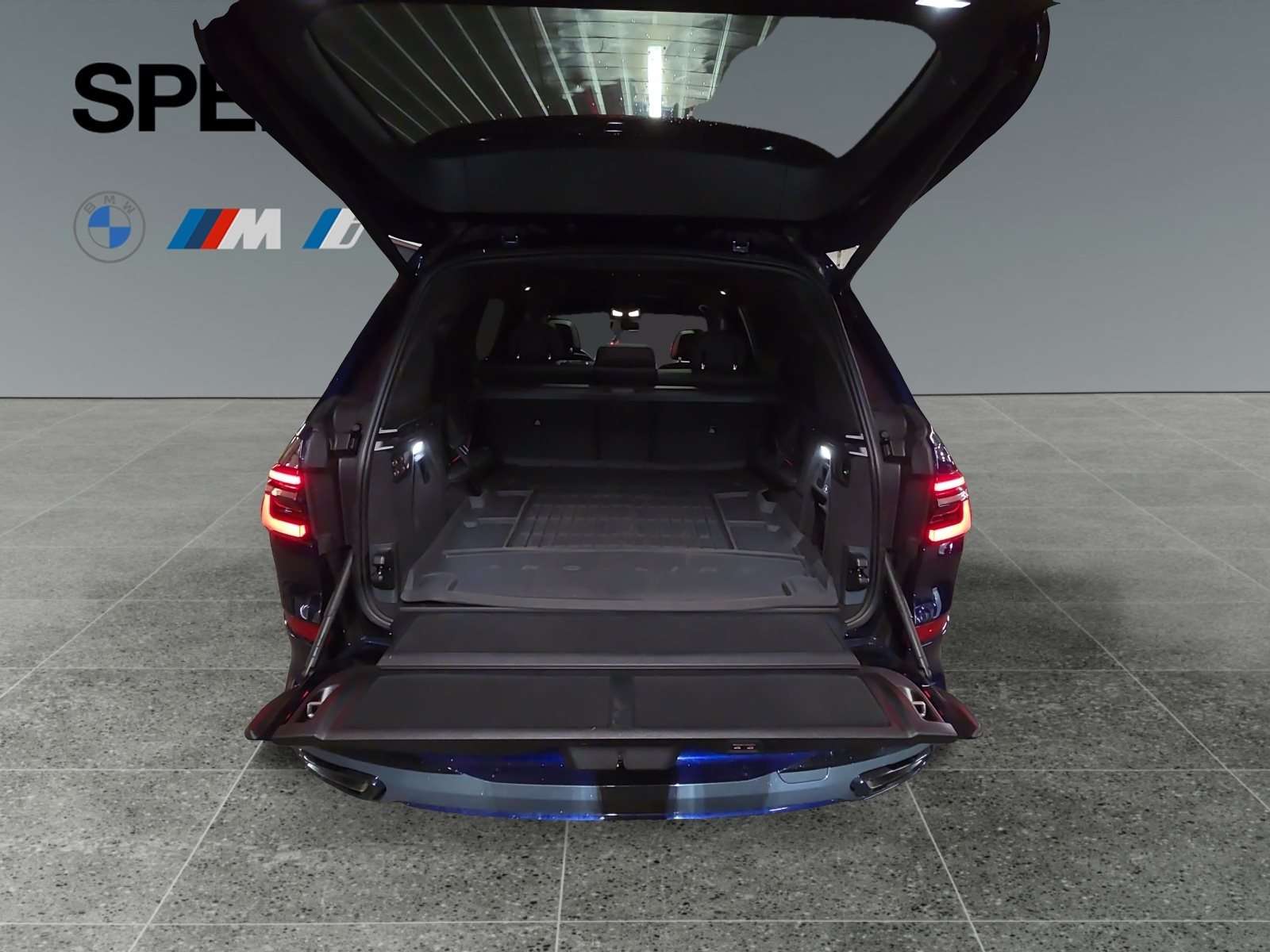 Fahrzeugbild eines BMW X7