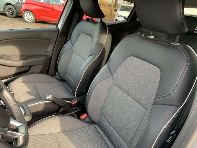 Fahrzeugbild eines Renault Clio