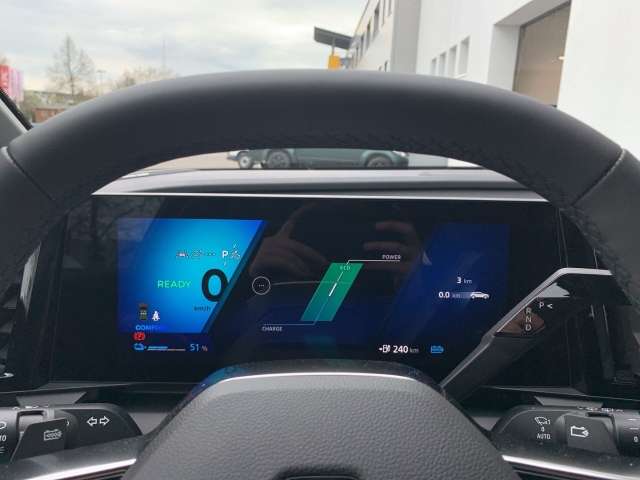 Fahrzeugbild eines Renault Megane E-TECH