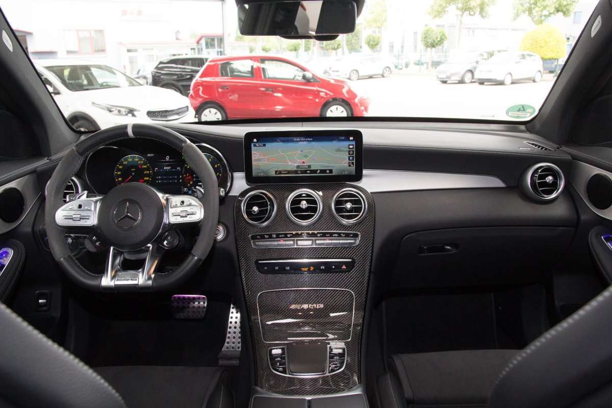 Fahrzeugbild eines Mercedes-Benz GLC