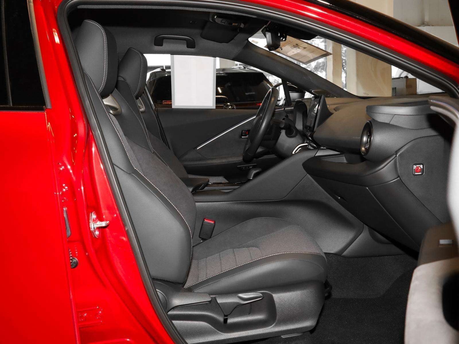 Fahrzeugbild eines Toyota C-HR