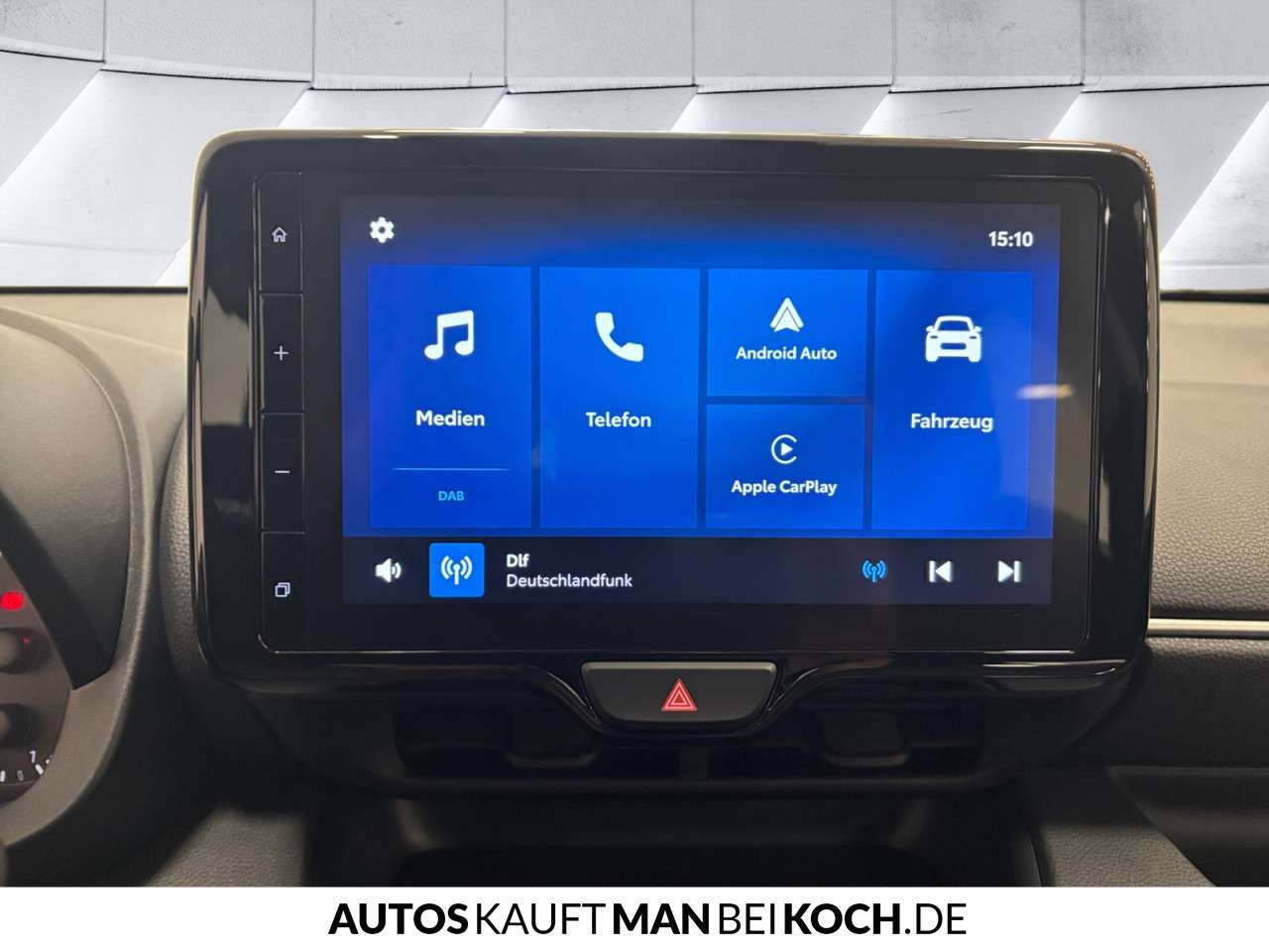 Fahrzeugbild eines Mazda Mazda2 Hybrid