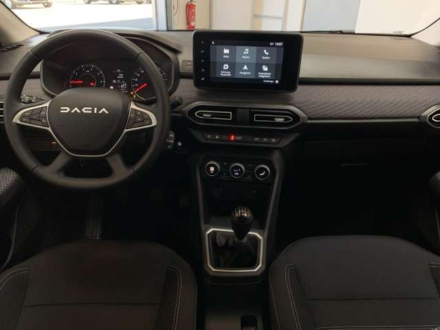 Fahrzeugbild eines Dacia Sandero