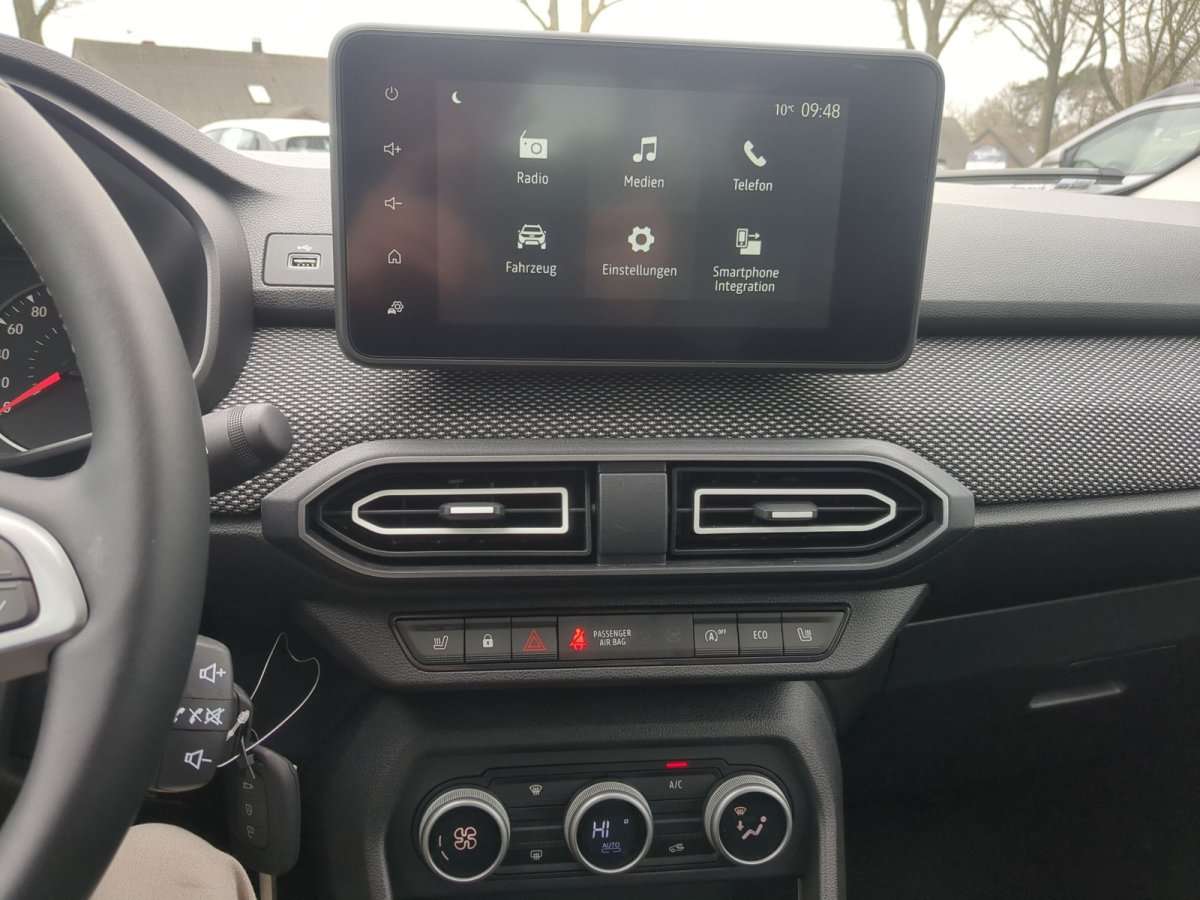 Fahrzeugbild eines Dacia Sandero