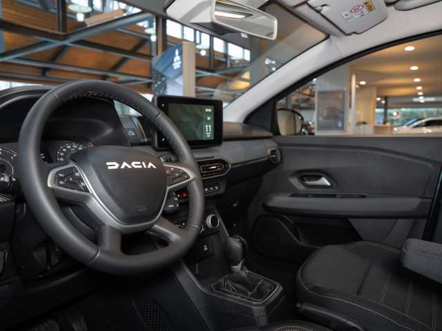 Fahrzeugbild eines Dacia Sandero