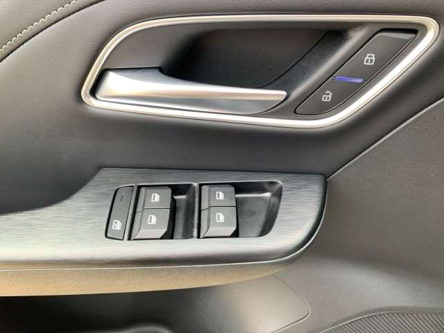 Fahrzeugbild eines MG ZS