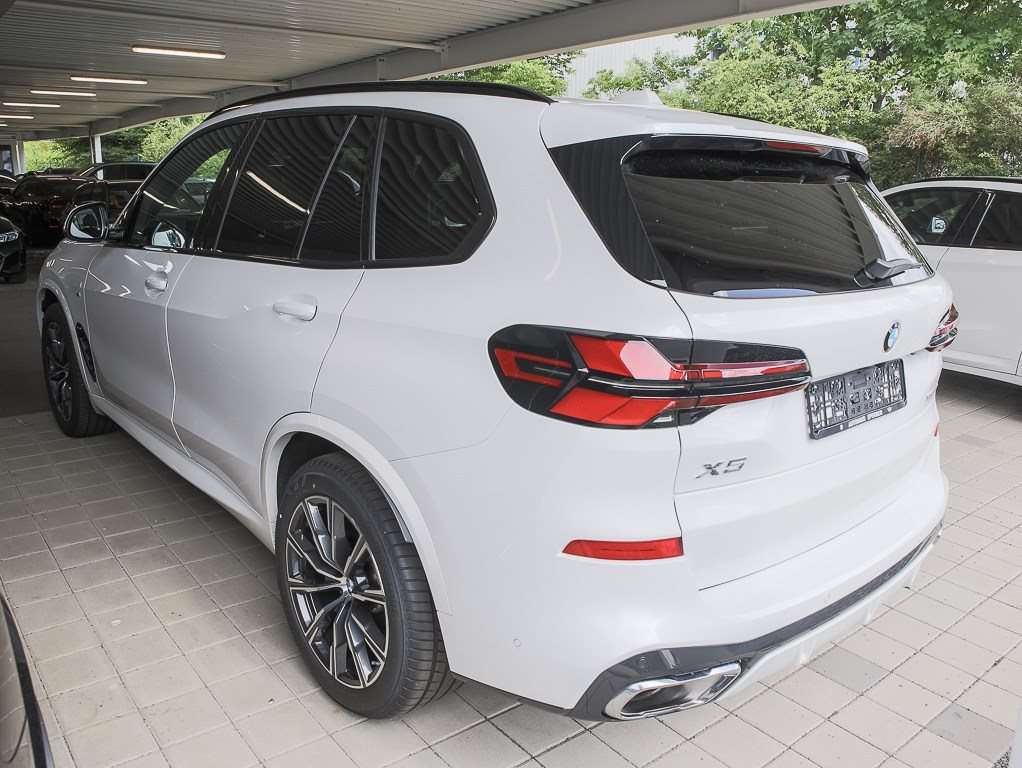Fahrzeugbild eines BMW X5