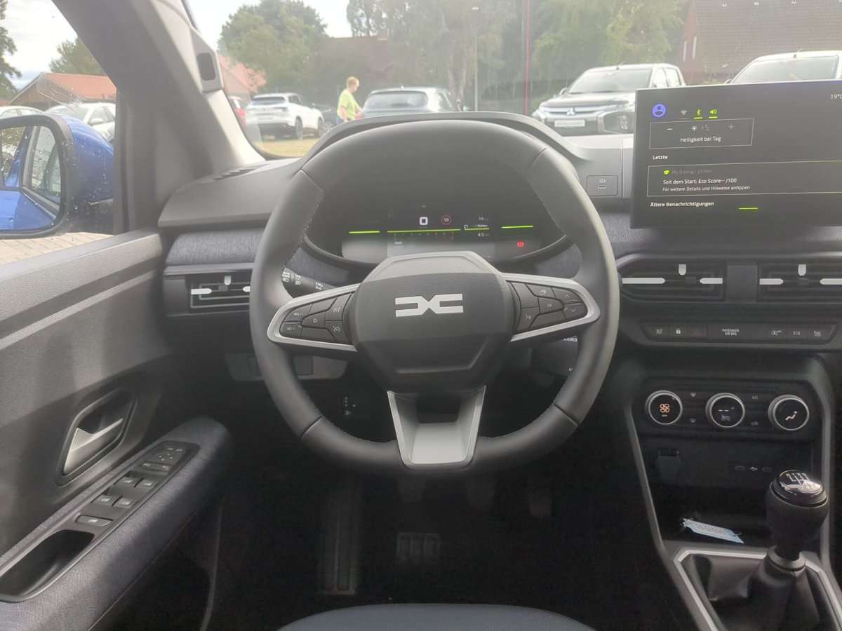 Fahrzeugbild eines Dacia Sandero