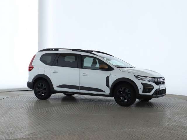 Fahrzeugbild eines Dacia Jogger