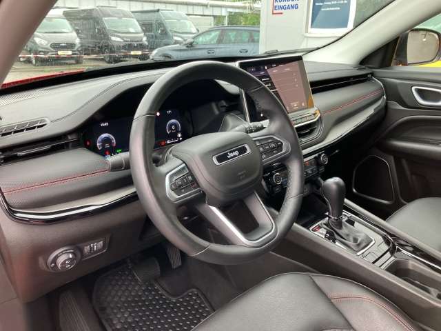 Fahrzeugbild eines Jeep Compass